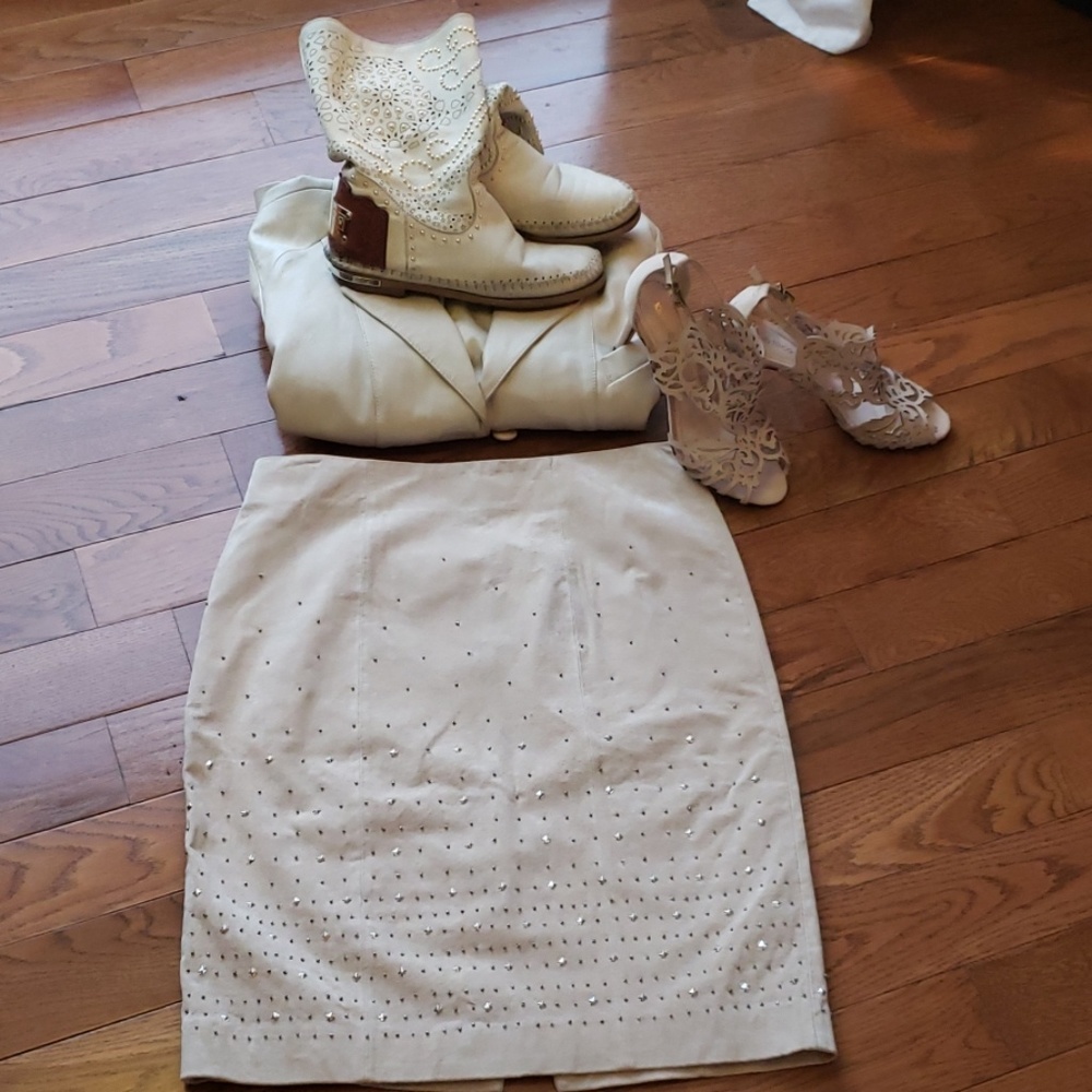 WHITE HOUSE BLACK MARKET